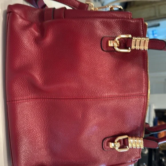 Red Genuine Leather KATTEE Bag - Picture 2 of 10